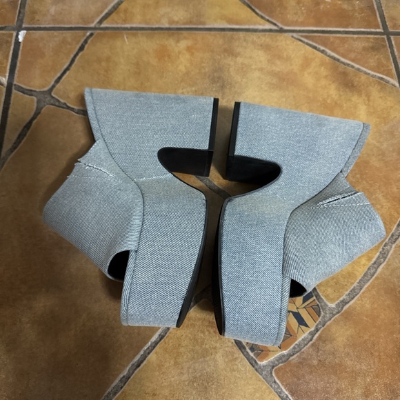 Primark by  “Rita Ora” Blue denim platform - Picture 3 of 4